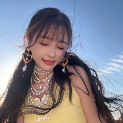 千金我当腻了，现在只想好好打工